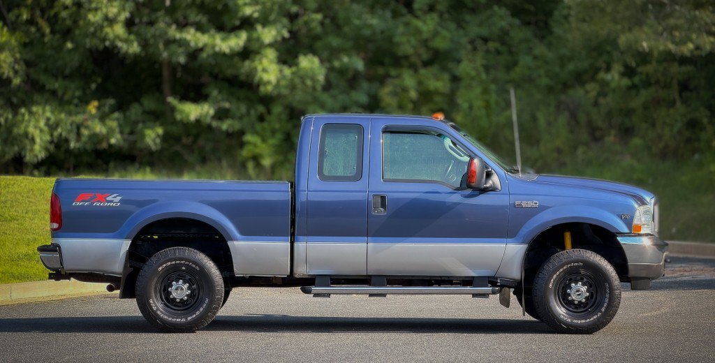 Used 2004 Ford F250 XLT AWD/4WD image 7