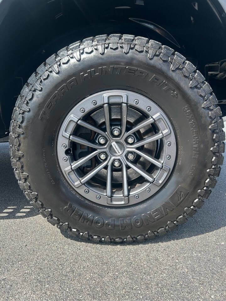 Used 2019 Ford F150 Raptor w/ Equipment Group 802A Luxury image 18