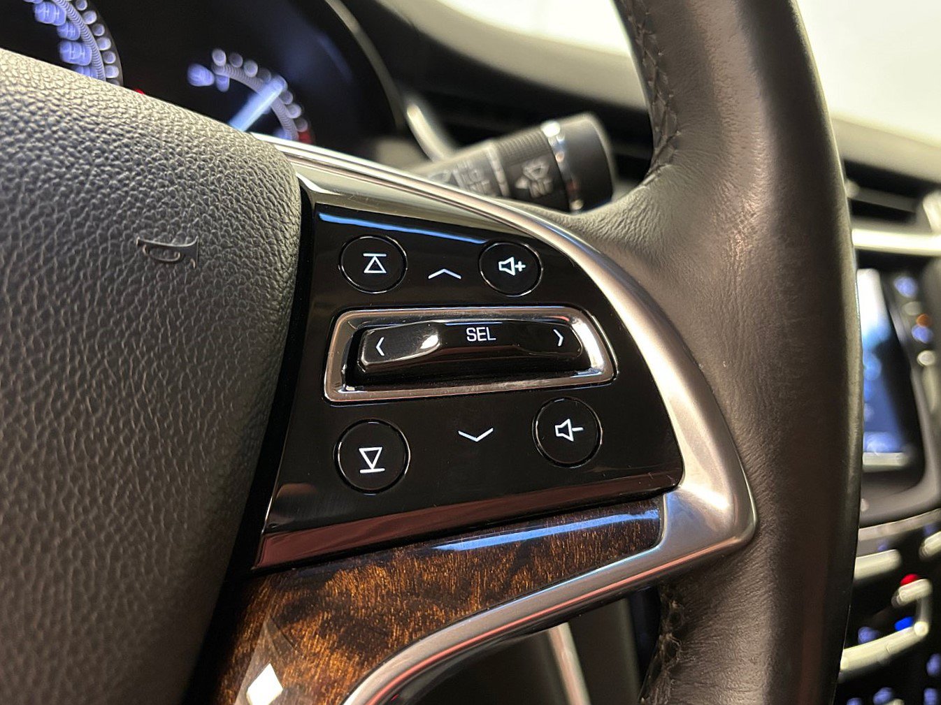 Used 2017 Cadillac XTS Luxury w/ Driver Awareness Package AWD/4WD image 34