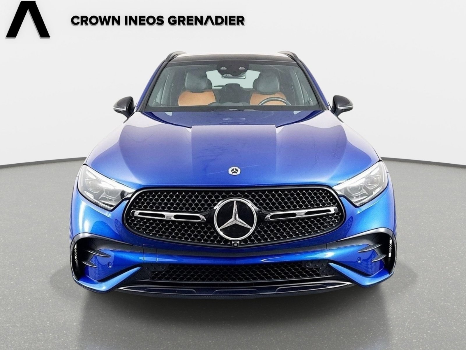 Used 2023 Mercedes-Benz GLC 300 4MATIC image 2