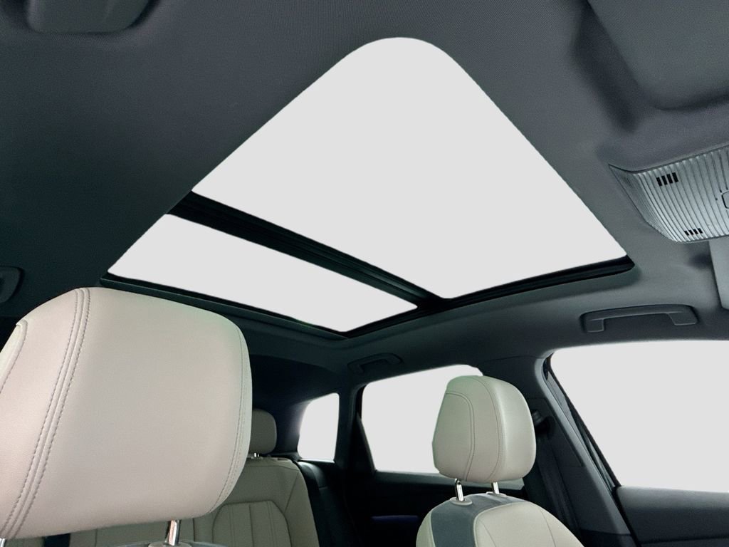 Used 2024 Audi Q4 e-tron Premium w/ Convenience Package image 16