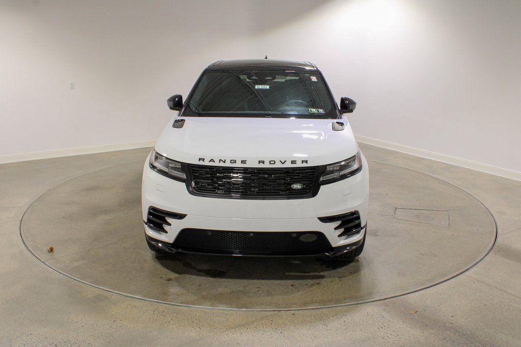 New 2026 Land Rover Range Rover Velar Dynamic SE image 8