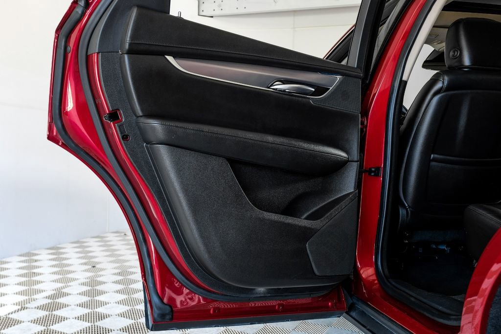 Used 2019 Cadillac XT5 Premium Luxury image 44