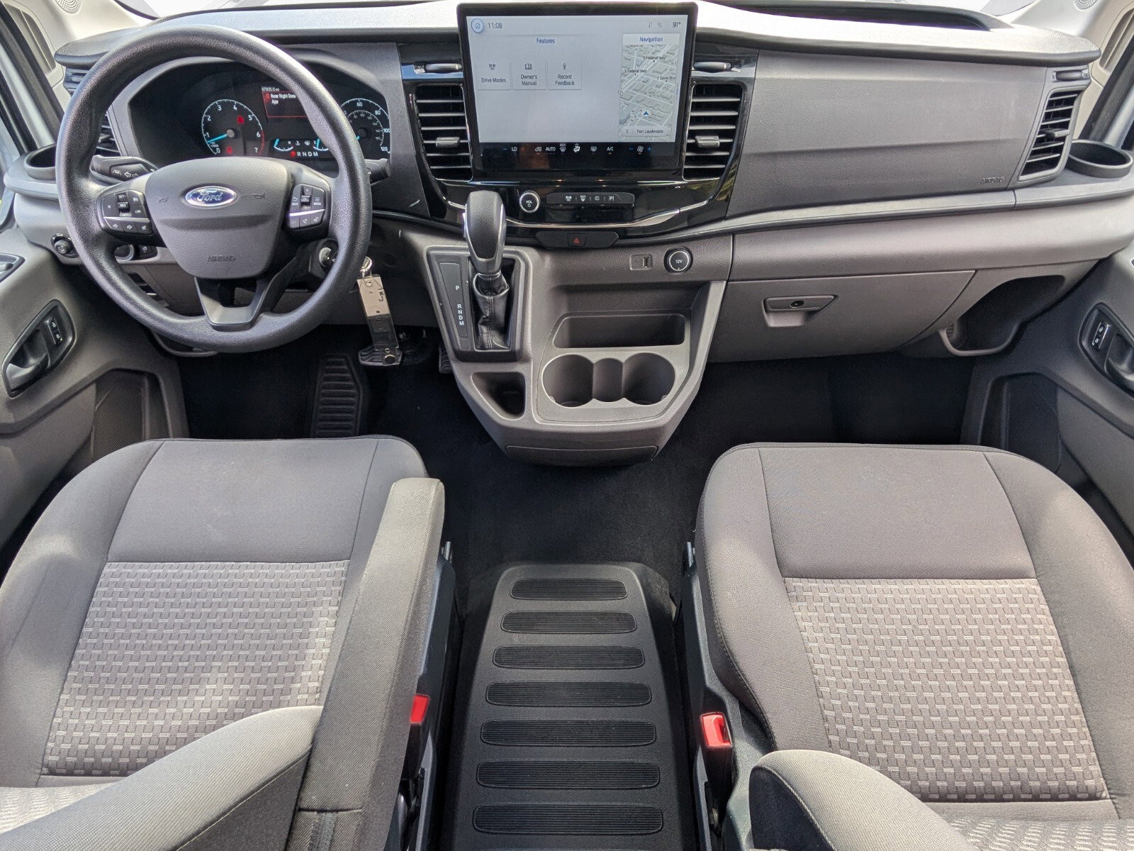 Used 2023 Ford Transit 350 XLT image 9