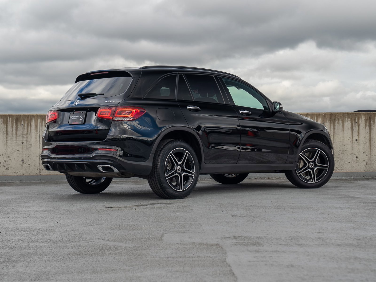 Certified 2022 Mercedes-Benz GLC 300 4MATIC image 4