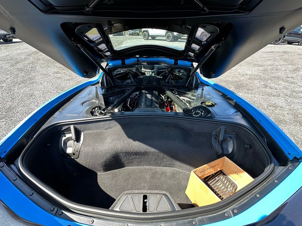 Used 2023 Chevrolet Corvette Stingray Premium Cpe w/ Z51 Performance Package image 20