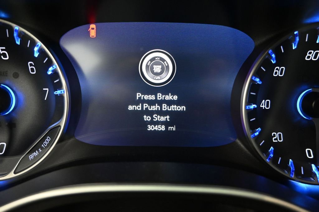 Used 2023 Chrysler Pacifica Touring-L FWD image 12