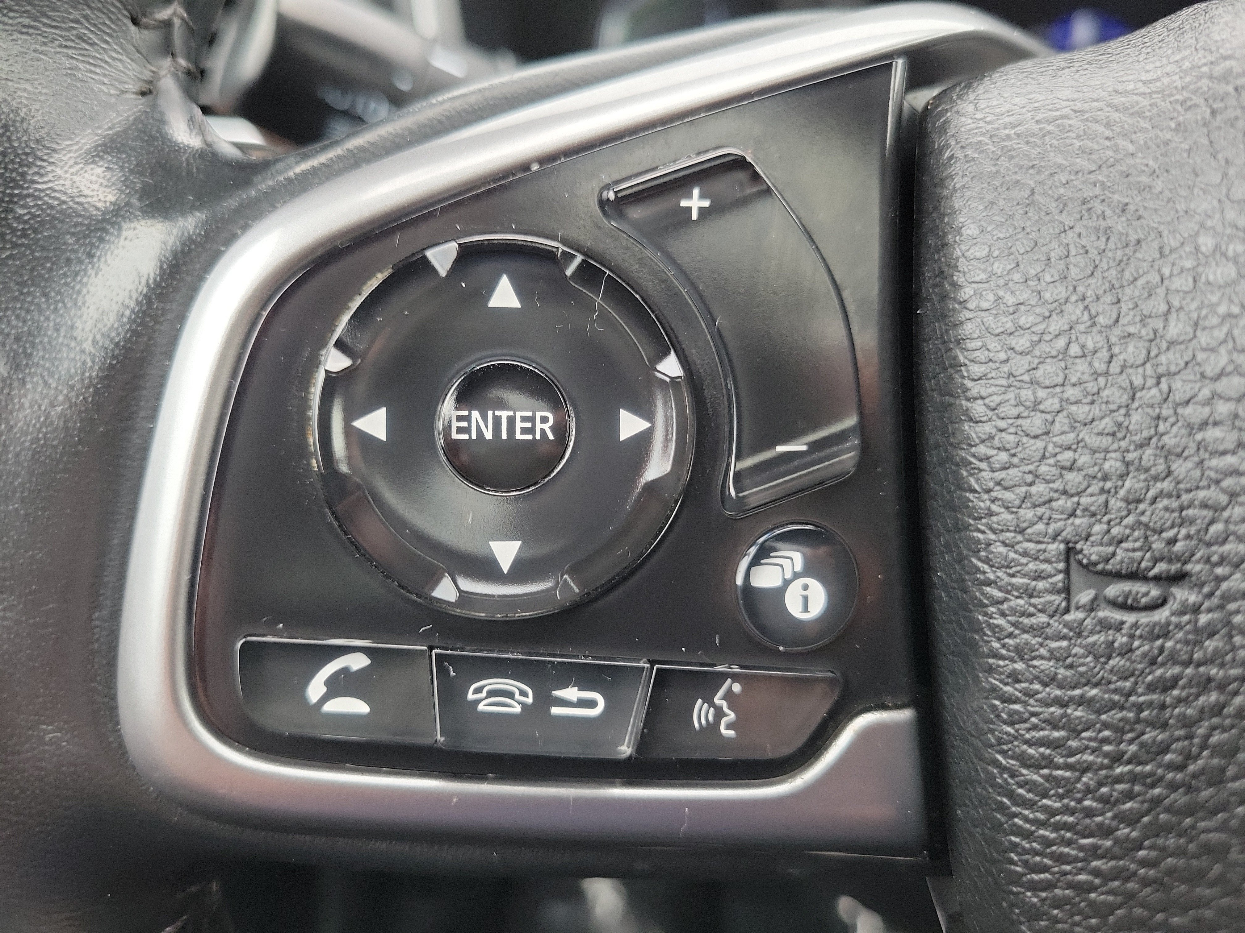 Used 2020 Honda CR-V EX-L image 27
