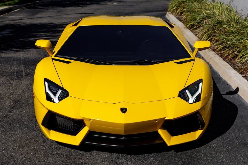 Used 2014 Lamborghini Aventador image 8