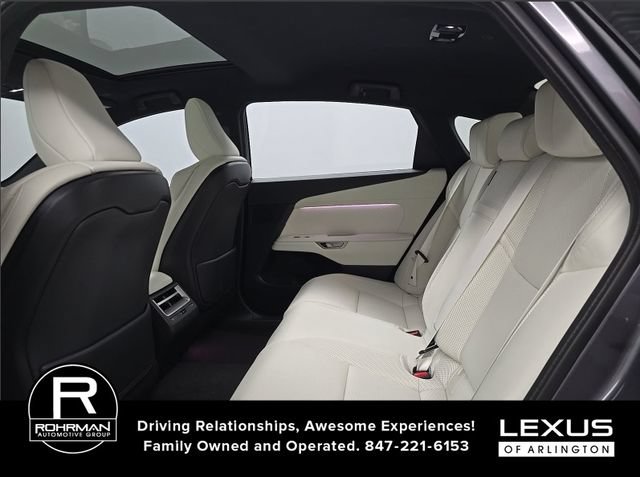 Used 2026 Lexus ES 500e AWD/4WD image 8