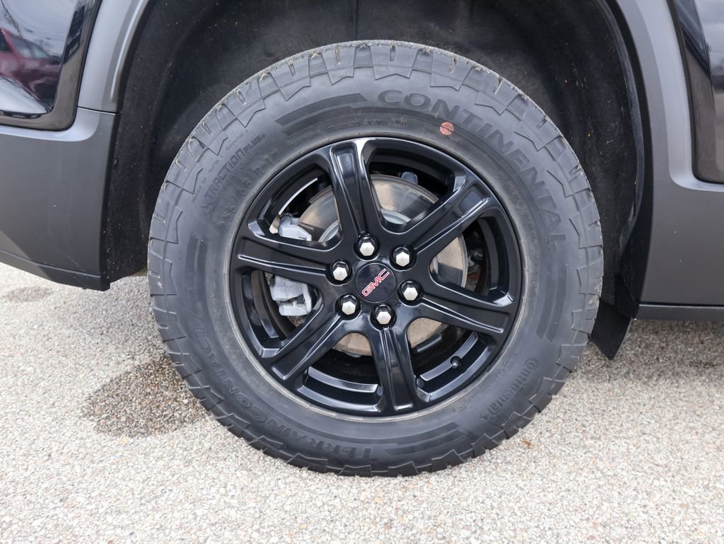 Certified 2022 GMC Acadia AT4 w/ Technology Package image 33