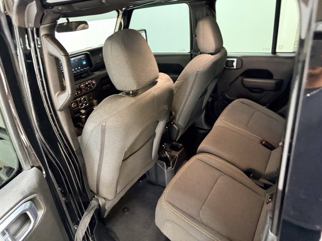 Certified 2025 Jeep Gladiator Sport AWD/4WD image 27