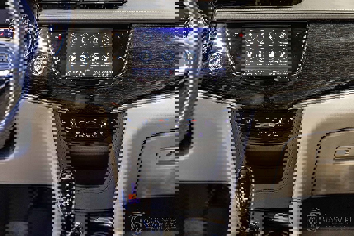 Used 2022 Cadillac XT6 Premium Luxury image 40