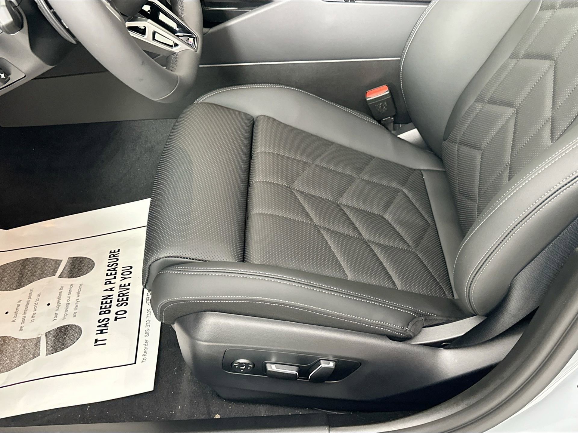 New 2026 BMW 530i xDrive w/ M Sport Package image 20