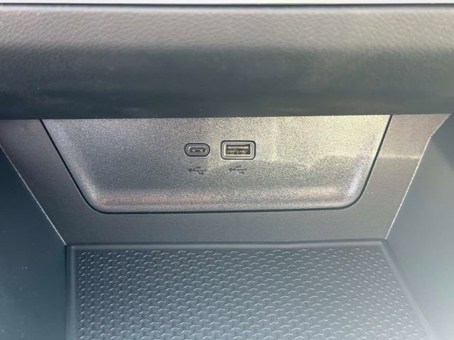 New 2026 Chevrolet Equinox LT w/ Convenience Package II FWD image 29