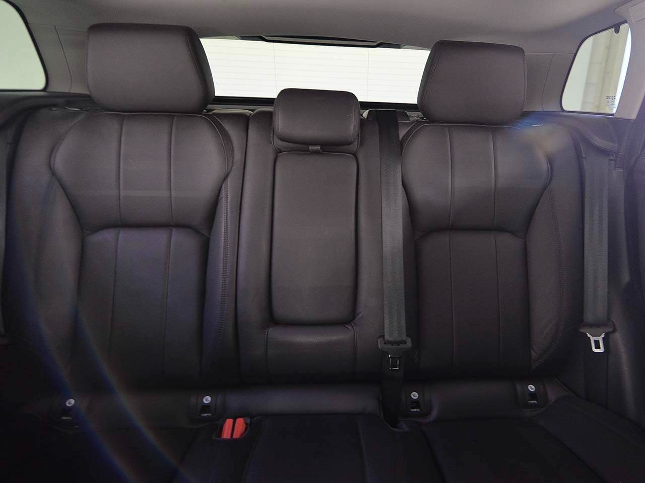 Used 2017 Land Rover Range Rover Evoque SE AWD/4WD image 8