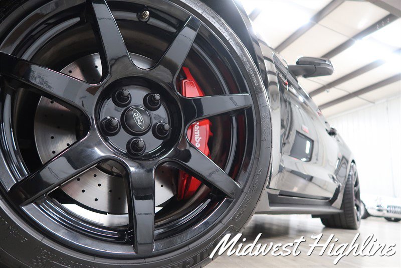 Used 2017 Ford Mustang Shelby GT350R w/ Equipment Group 920A image 3