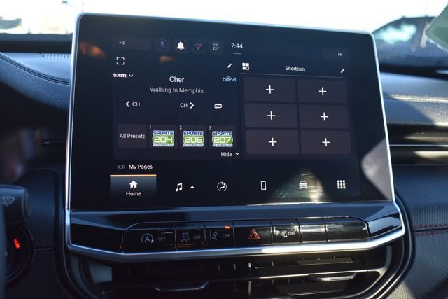 Used 2025 Jeep Compass Trailhawk image 30