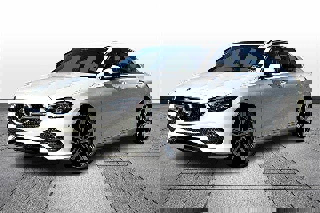 Certified 2025 Mercedes-Benz C 300 4MATIC Sedan image 5