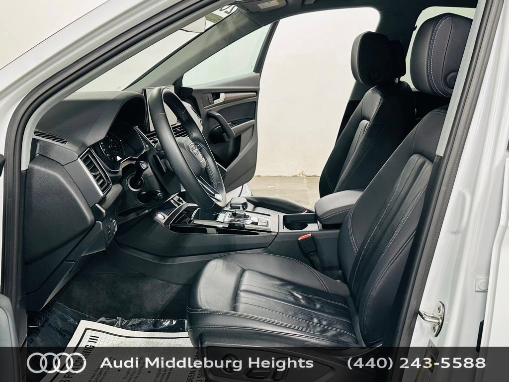 Certified 2023 Audi Q5 2.0T Premium w/ Convenience Package AWD/4WD image 11