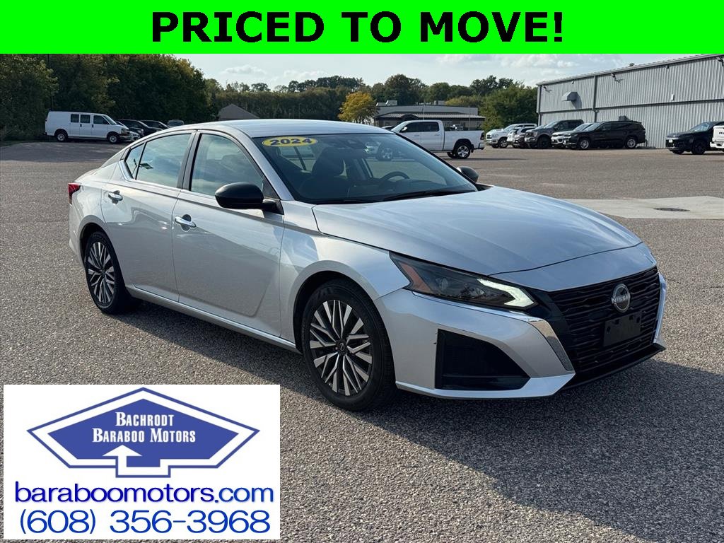 Used 2024 Nissan Altima 2.5 SV