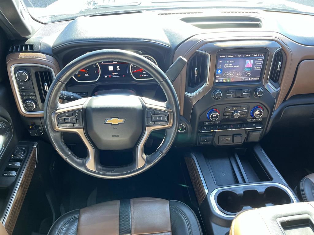 Used 2020 Chevrolet Silverado 3500 High Country image 12