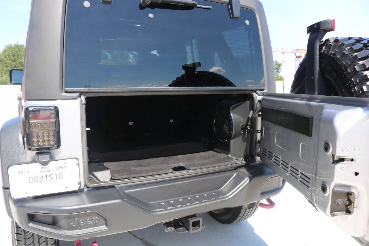 Used 2014 Jeep Wrangler Unlimited Rubicon AWD/4WD image 96