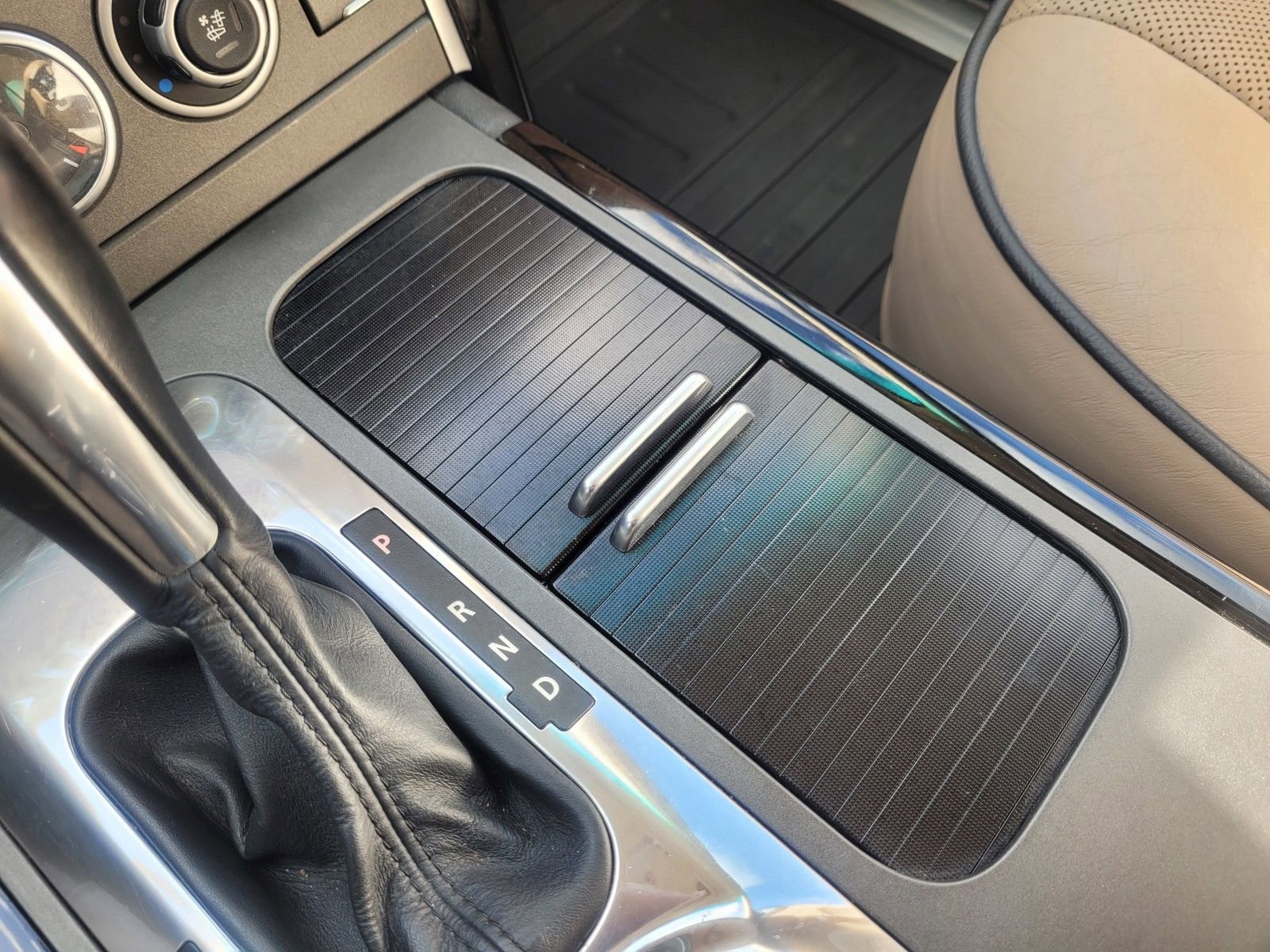 Used 2011 Land Rover Range Rover HSE LUX image 21