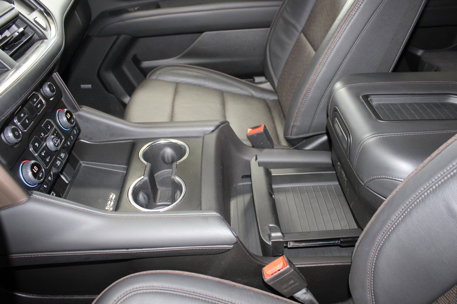 Used 2024 Chevrolet Tahoe High Country image 46