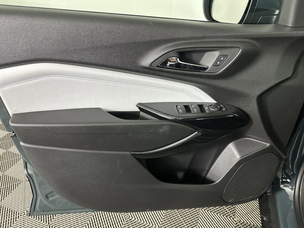 New 2026 Chevrolet Trax LT image 21