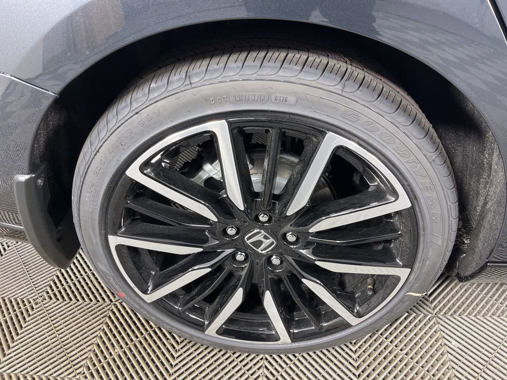 New 2026 Honda Accord Touring image 17