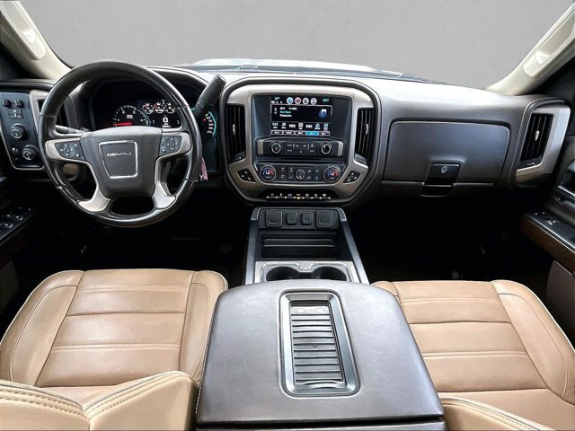 Used 2019 GMC Sierra 2500 Denali w/ Duramax Plus Package AWD/4WD image 15