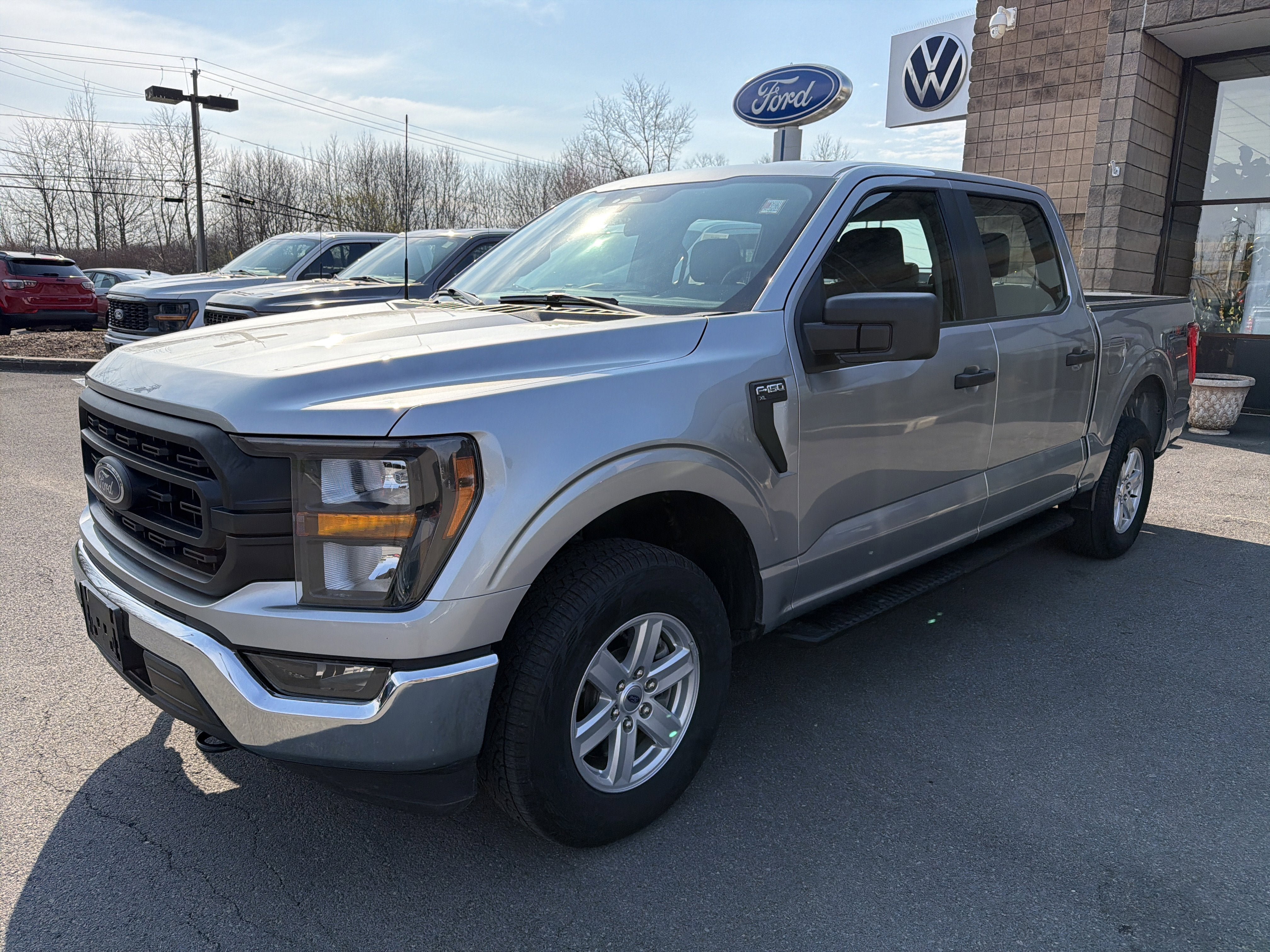 Used 2023 Ford F150 XL w/ XL Chrome Appearance Package AWD/4WD image 4