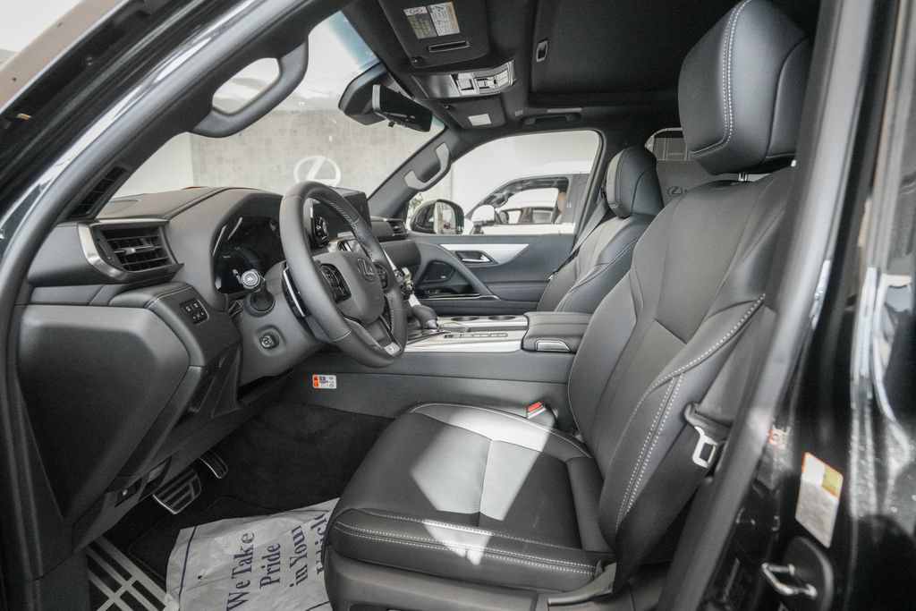 New 2026 Lexus LX 700h F Sport AWD/4WD image 6