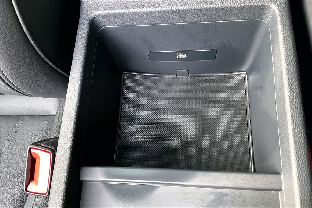 Certified 2025 Audi Q5 2.0T Premium w/ Convenience Plus Package image 16