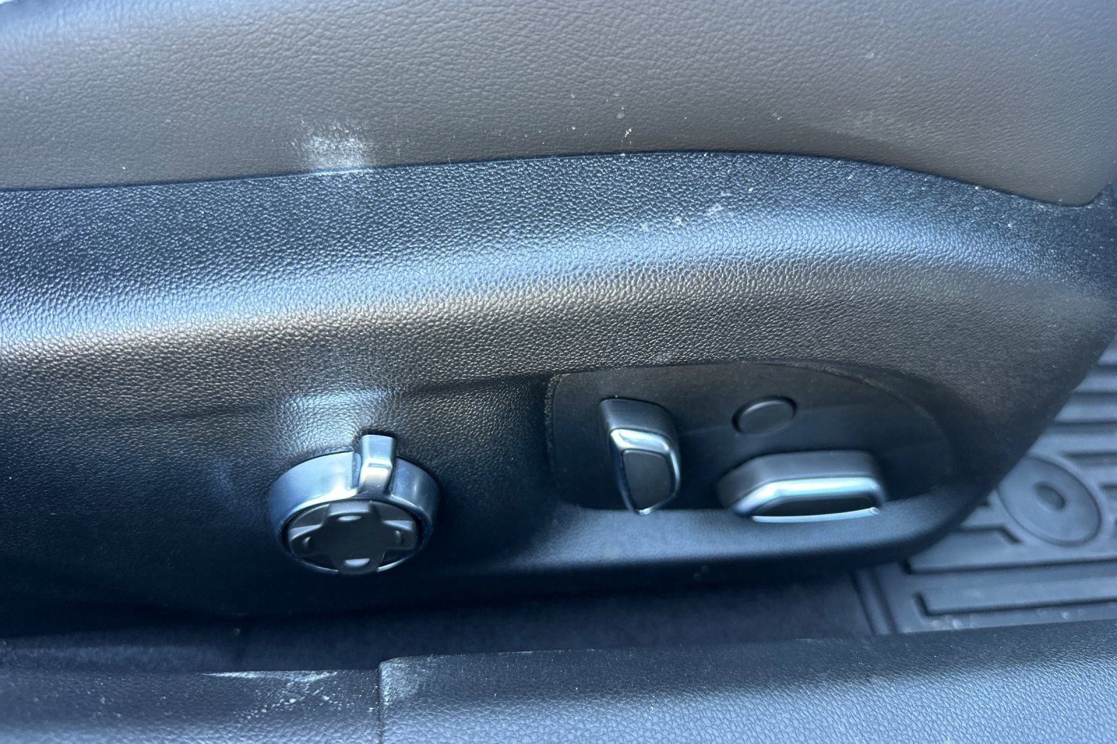 Certified 2026 Cadillac CT5 Premium Luxury image 23