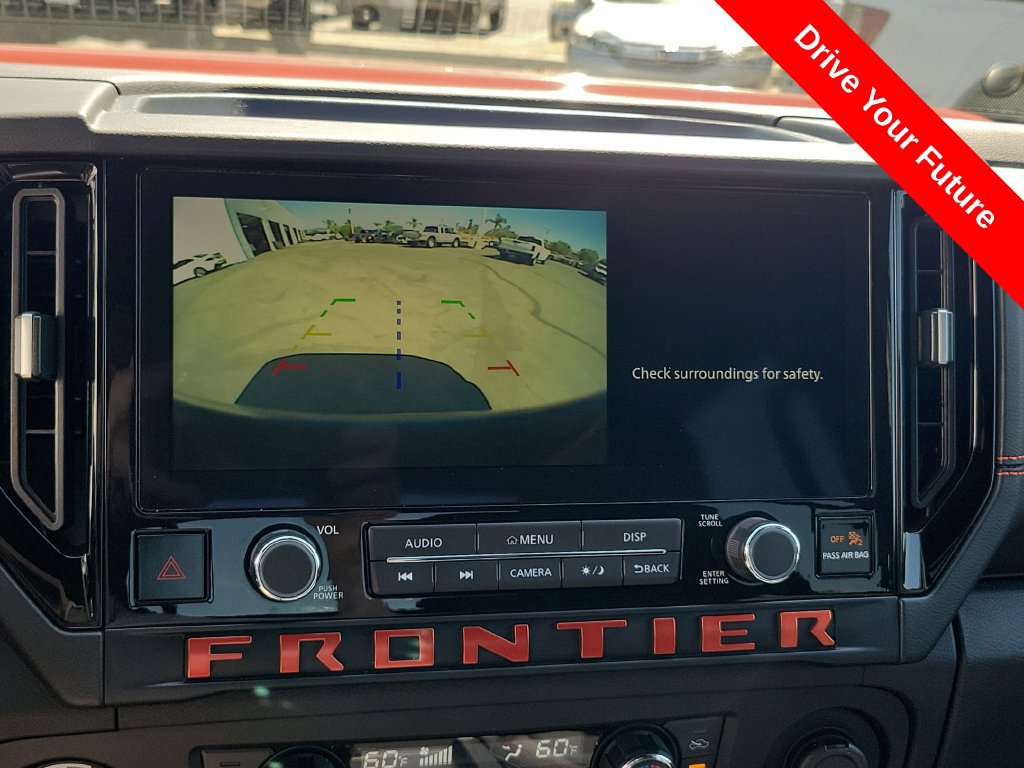 Used 2025 Nissan Frontier PRO-4X w/ Tow Package AWD/4WD image 13