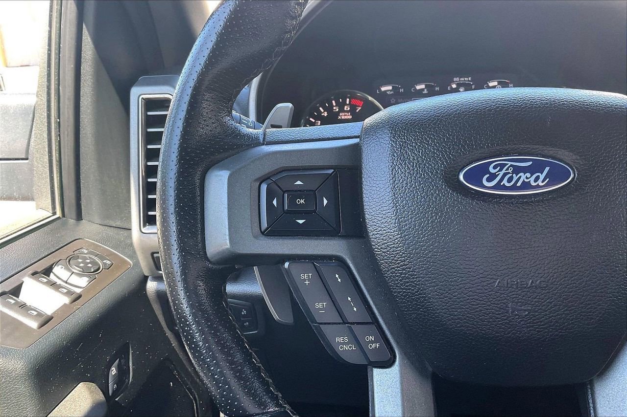 Used 2018 Ford F150 Raptor w/ Equipment Group 802A Luxury image 32