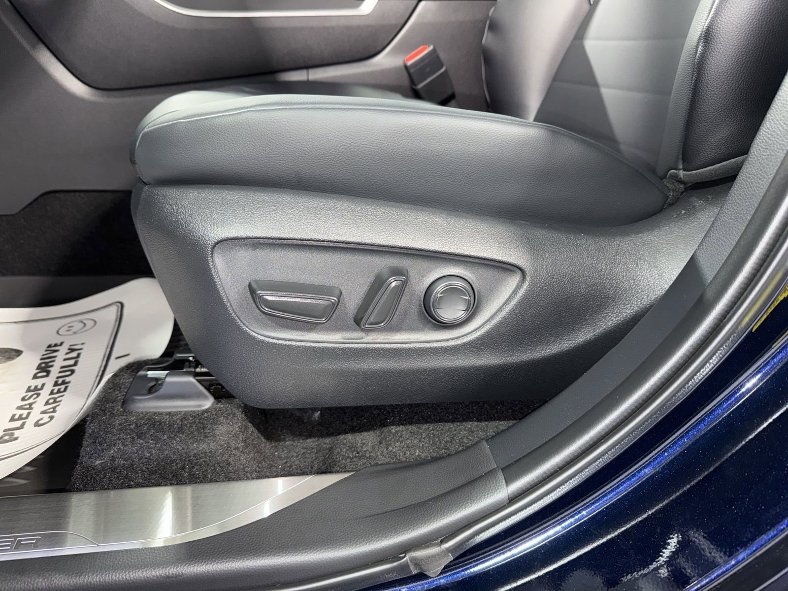 New 2026 Toyota Highlander XLE image 21