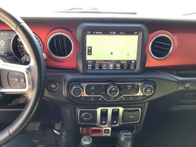 Used 2018 Jeep Wrangler Rubicon AWD/4WD image 17