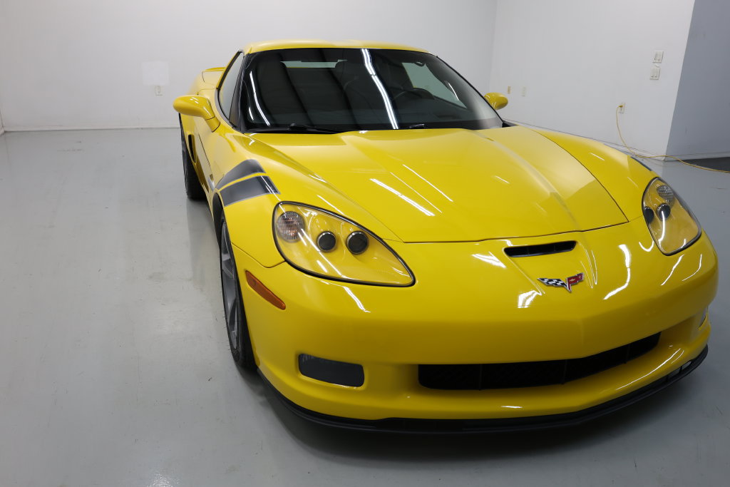 Used 2012 Chevrolet Corvette Grand Sport w/ 4LT Preferred Equipment Group RWD image 45