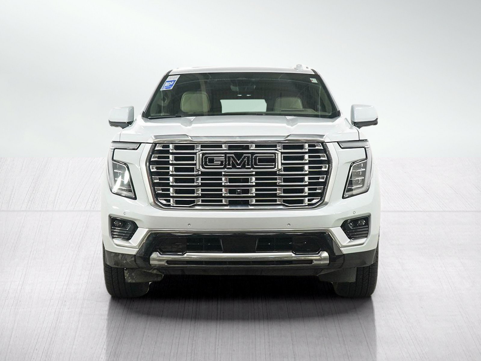 Used 2026 GMC Yukon Denali w/ Denali Reserve Package AWD/4WD image 8