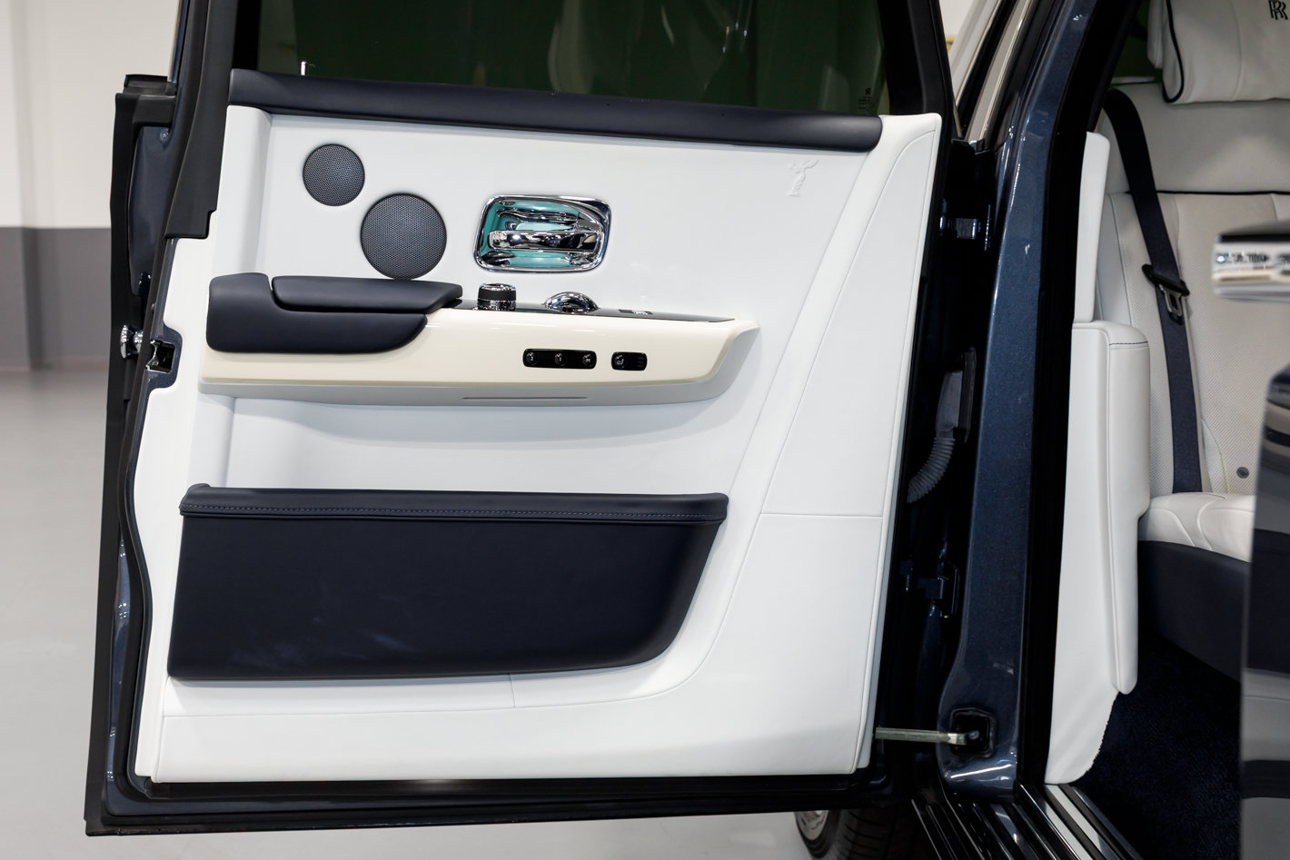 Certified 2020 Rolls-Royce Phantom Sedan RWD image 41