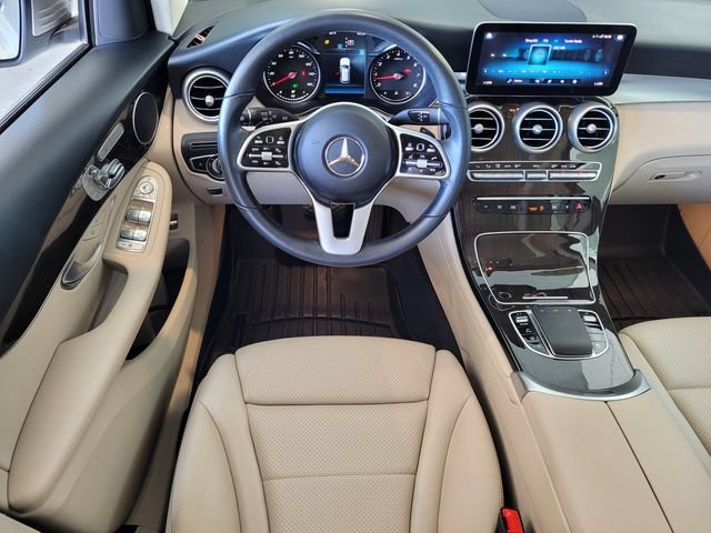 Used 2021 Mercedes-Benz GLC 300 4MATIC image 16