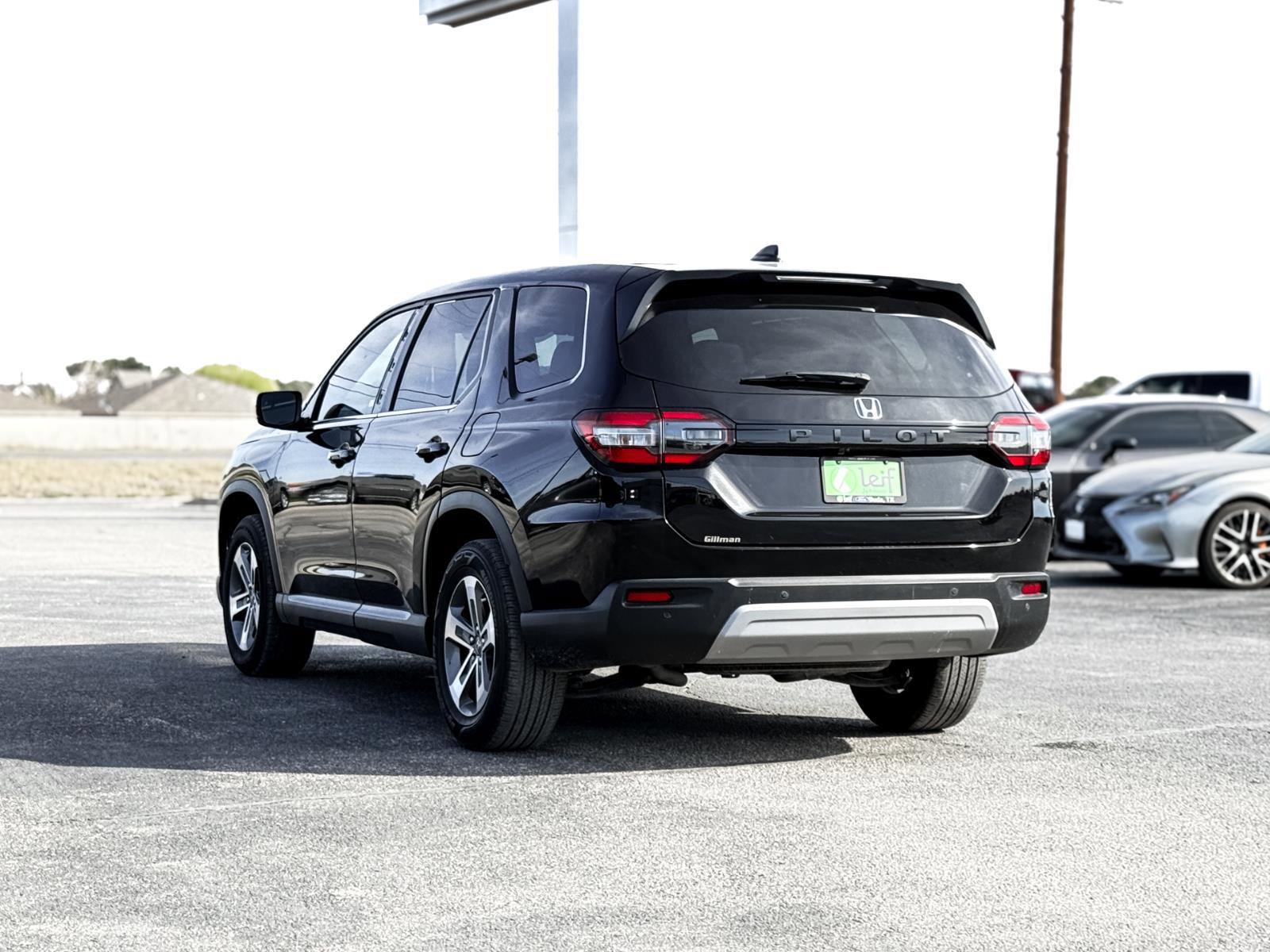 Used 2023 Honda Pilot EX-L image 7