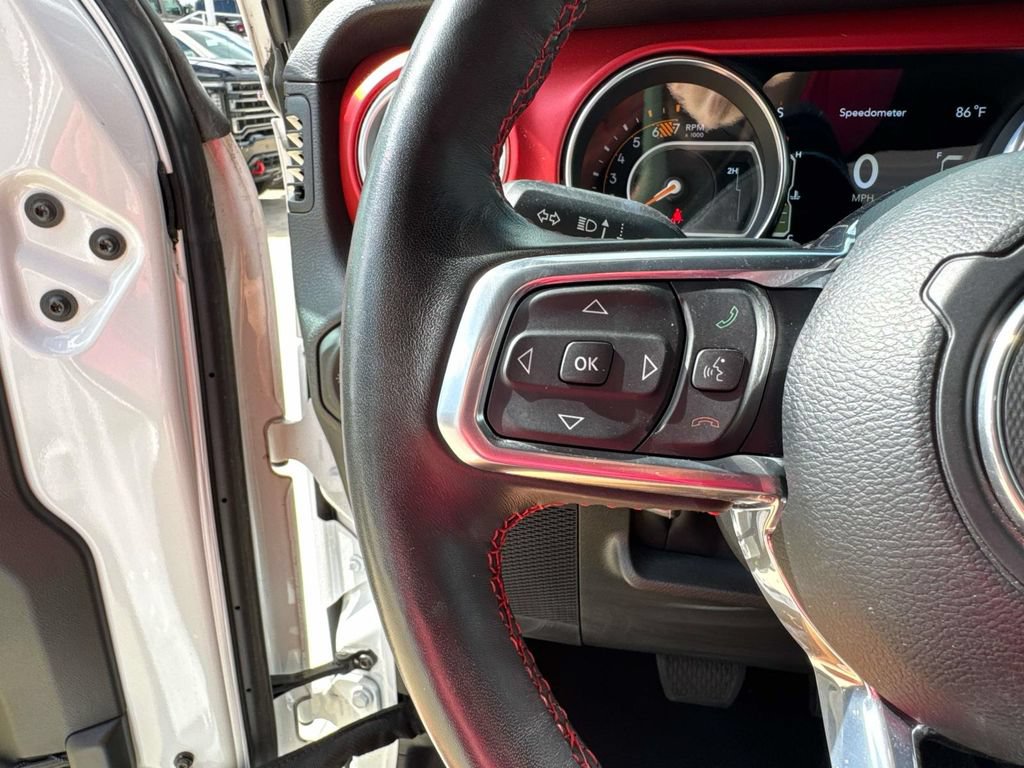 Used 2023 Jeep Wrangler Unlimited Rubicon w/ Cold Weather Group AWD/4WD image 30