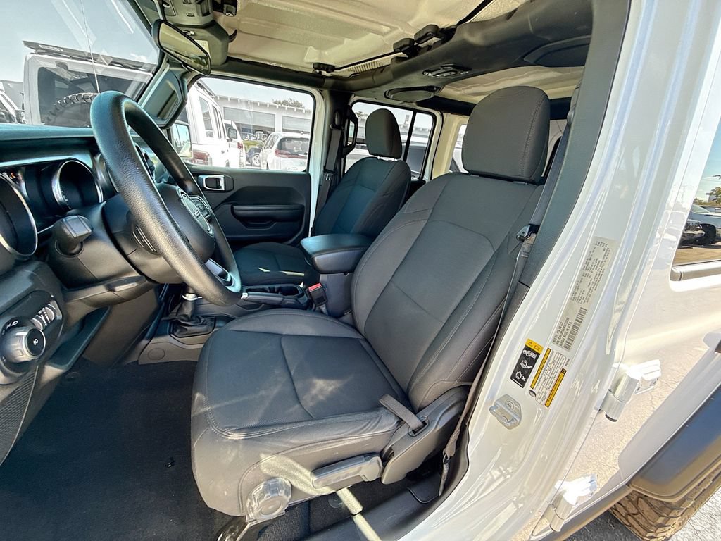 Used 2021 Jeep Wrangler Unlimited Sport AWD/4WD image 23