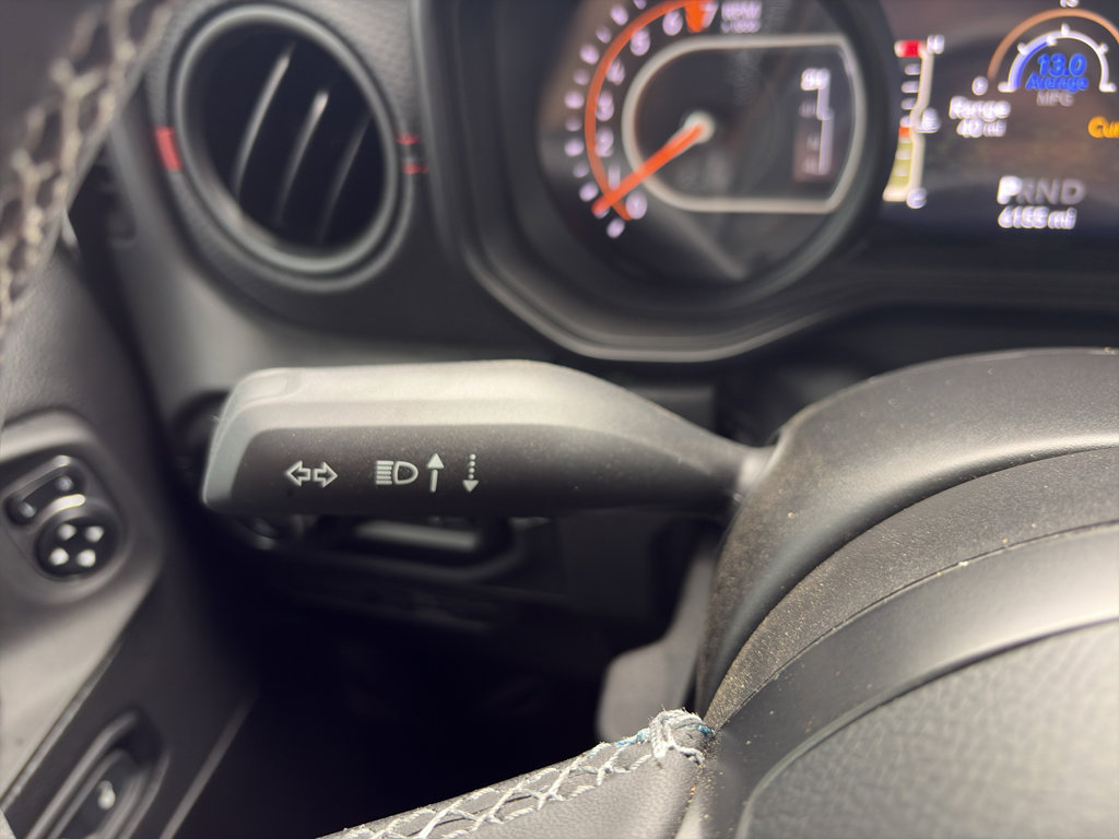 Used 2025 Jeep Gladiator Rubicon w/ Convenience Group image 25