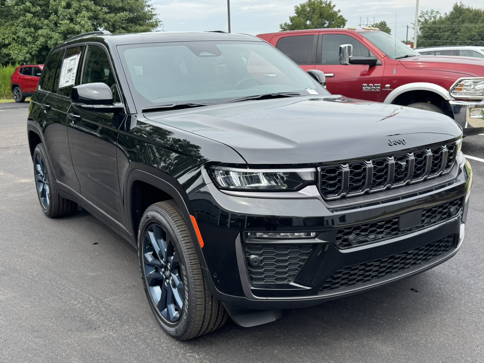 New 2026 Jeep Grand Cherokee Limited AWD/4WD image 3