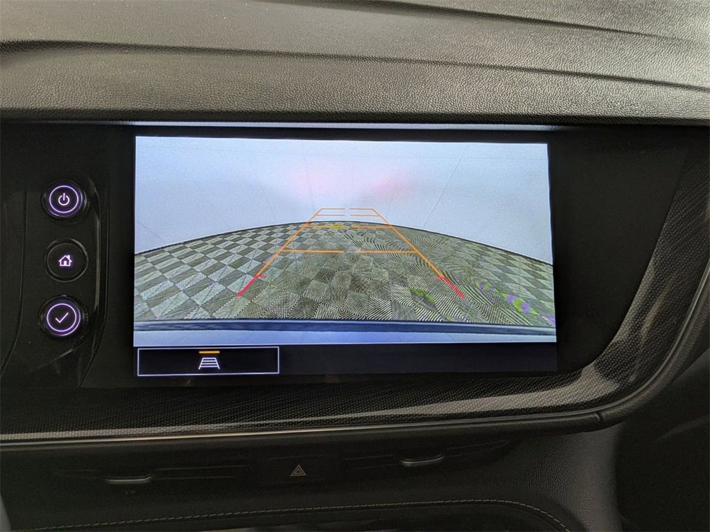 Used 2023 Buick Envision Essence image 25